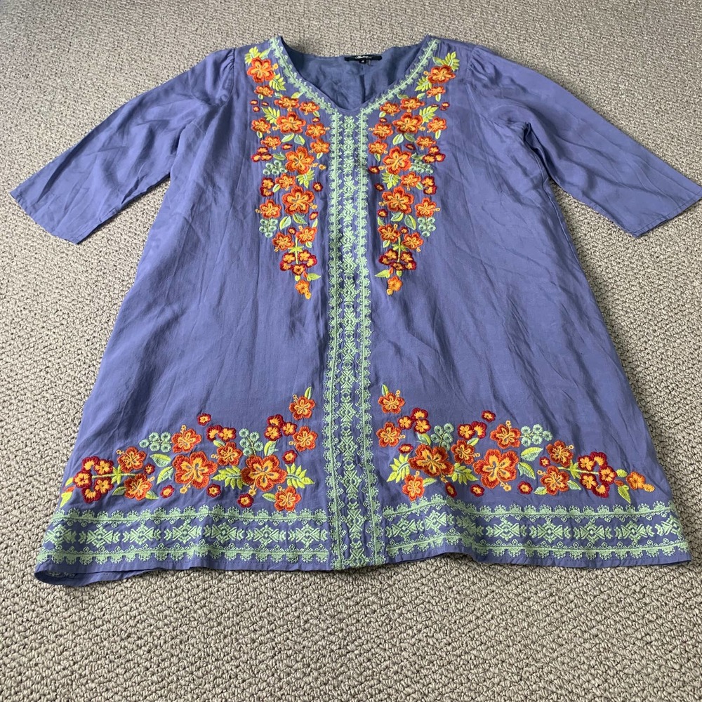 Andree By Unit Womens Dress Size Small Blue‎ Floral Embroidered Mini V-Neck